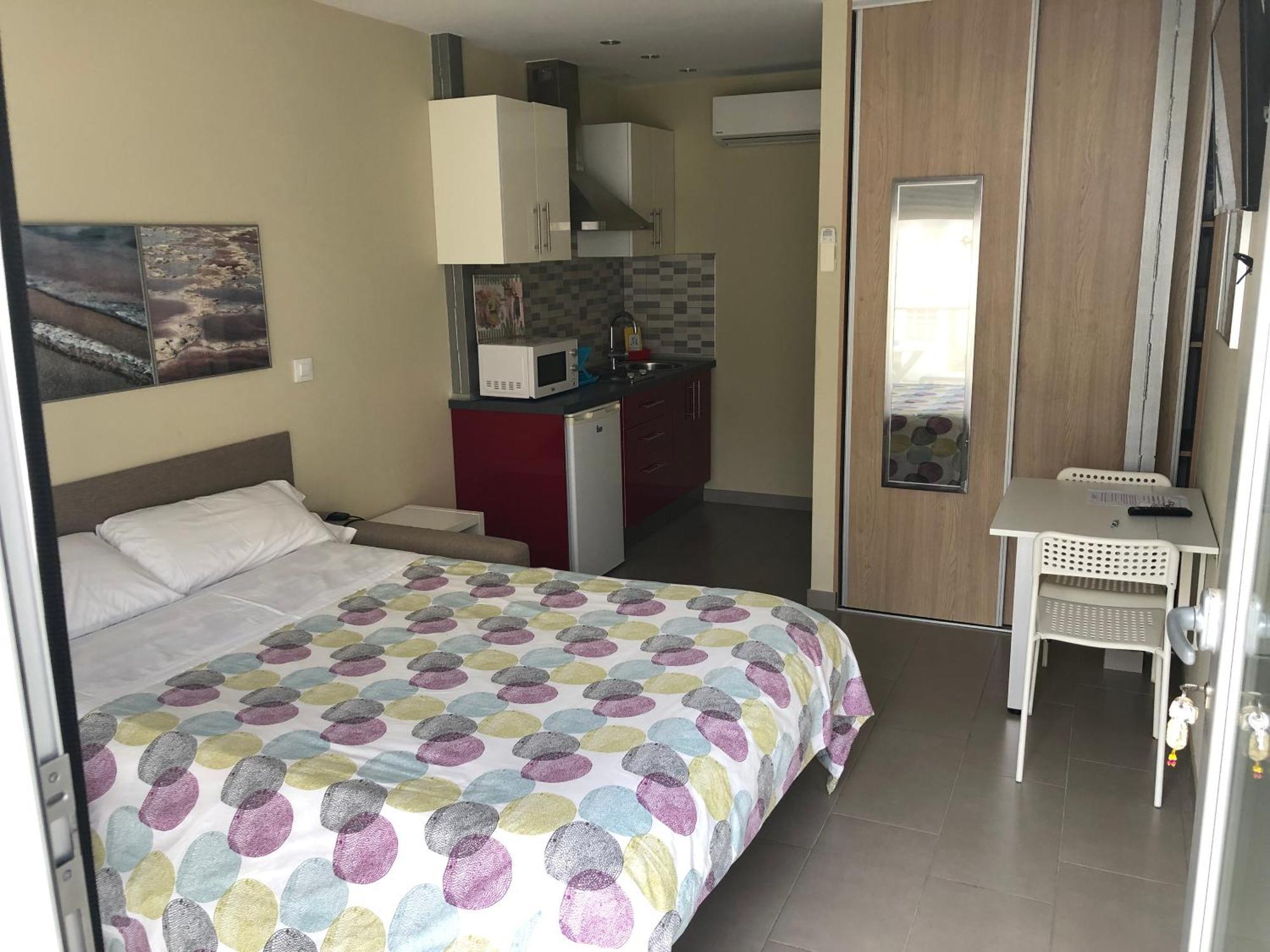 Apartamentos Turisticos Maria Guerrero Cabo de Palos Ruang foto